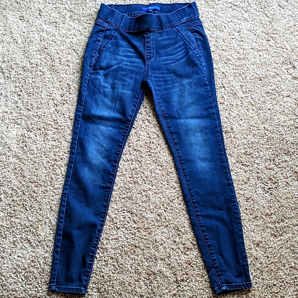 Two pairs skinny Jeggings!